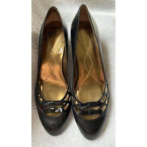 Enzo Angiolini heels 8.5 M Kitten Heel Elegant Cross Strap Toe